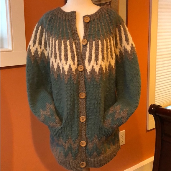 Sweaters - Wool sweater